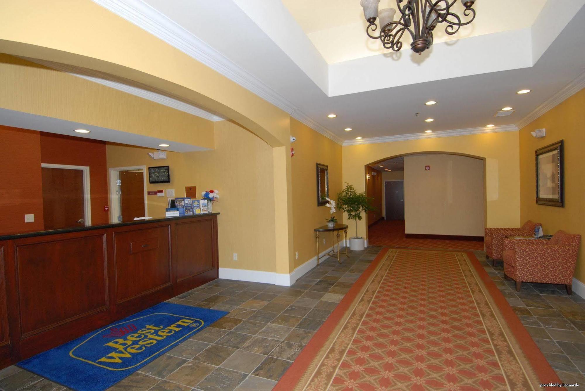 Best Western Plus Greenville South Piedmont Exterior photo